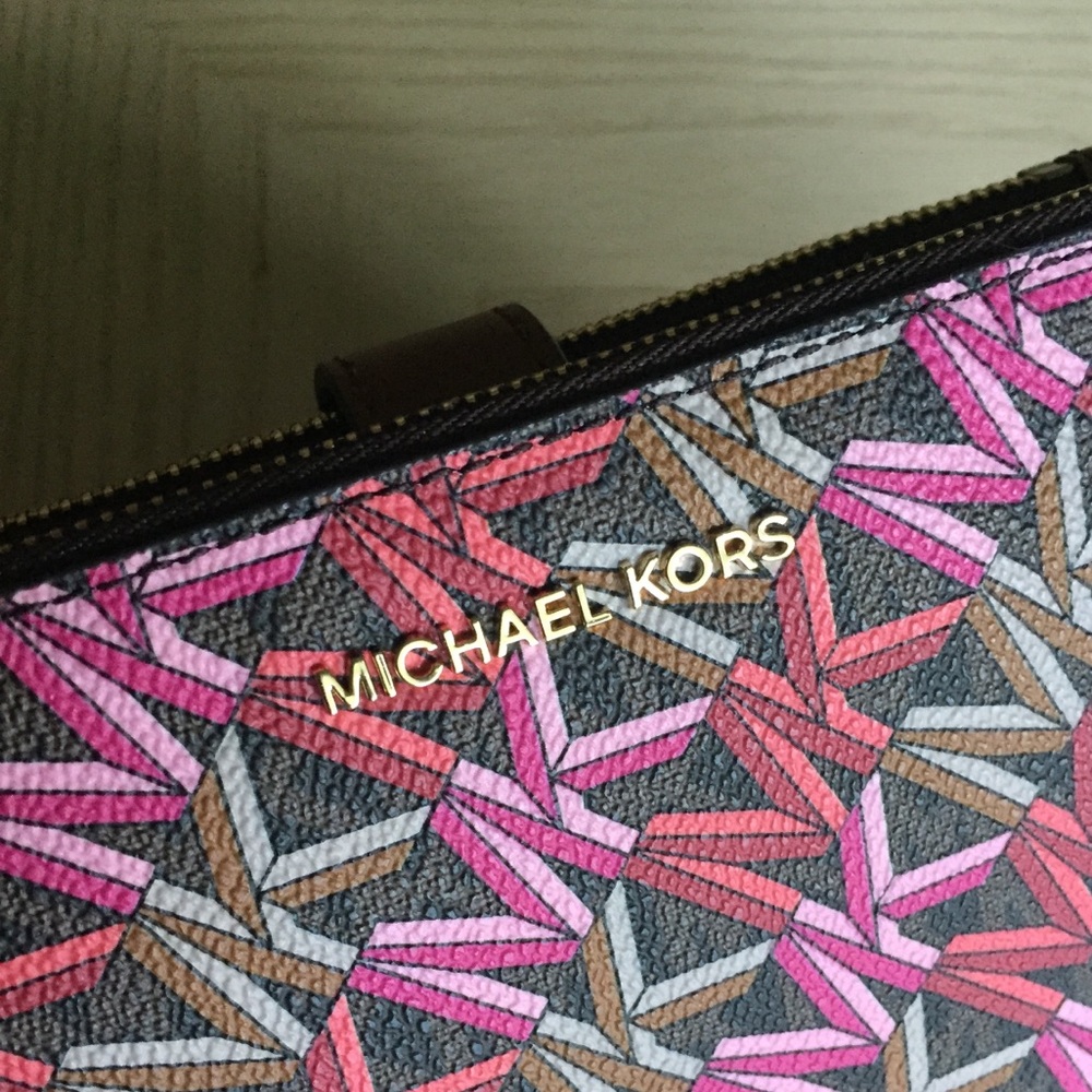 Michael Kors Brown Multi Double Zipper Wristlet - Picture 5 of 13
